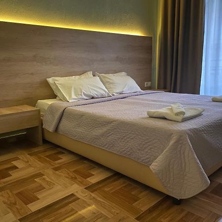 Moudania Mare Hotel Nea Moudania Bagian luar foto