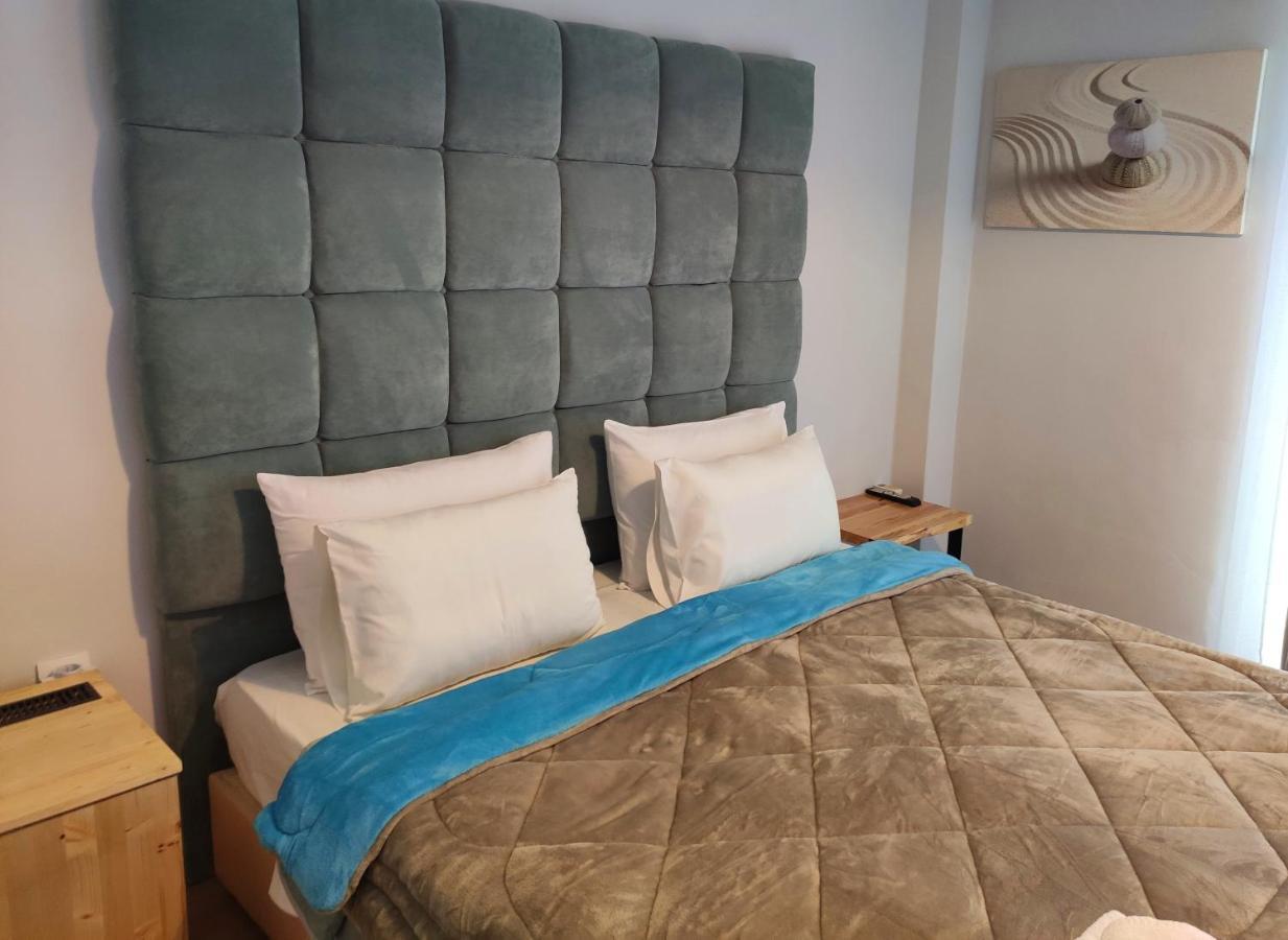 Moudania Mare Hotel Nea Moudania Bagian luar foto