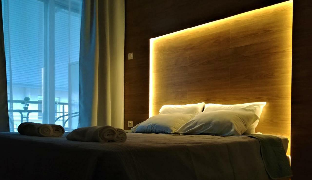 Moudania Mare Hotel Nea Moudania Bagian luar foto
